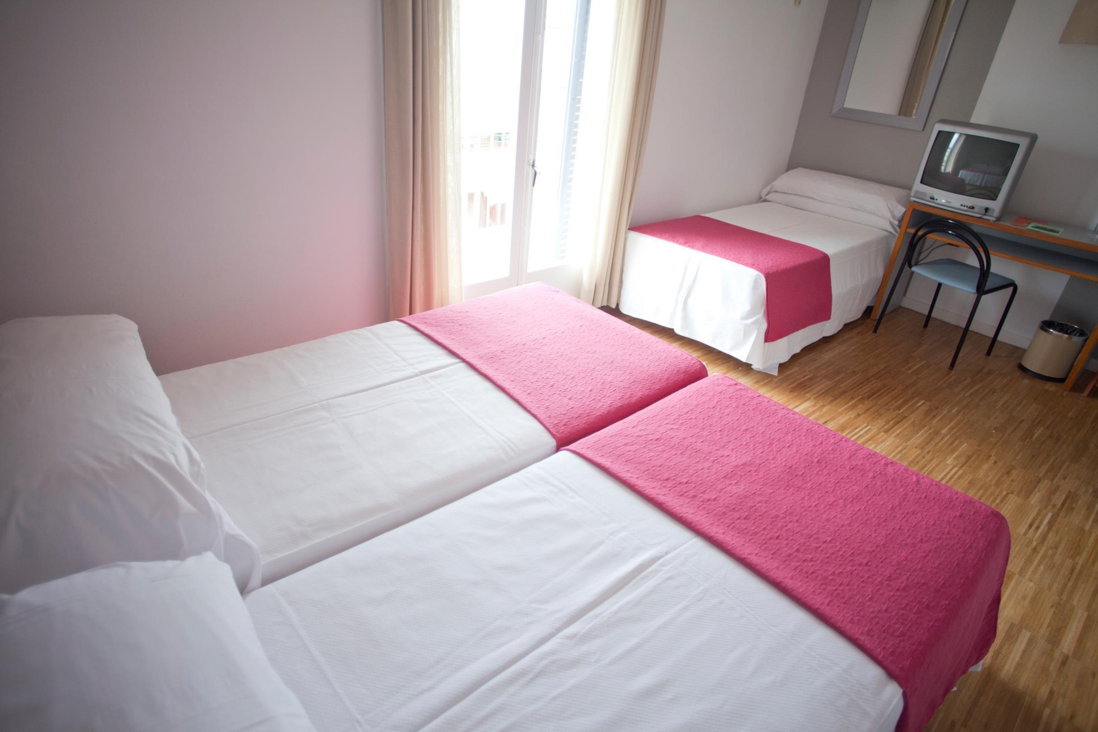 Hotel Subur Σίτζες Δωμάτιο φωτογραφία