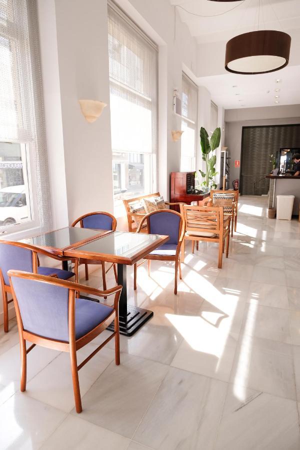 Hotel Subur Σίτζες Εξωτερικό φωτογραφία