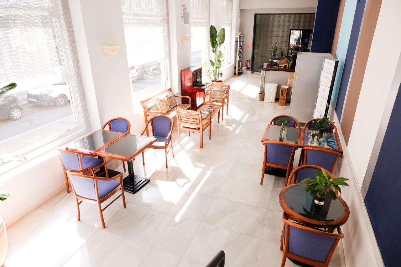 Hotel Subur Σίτζες Εξωτερικό φωτογραφία